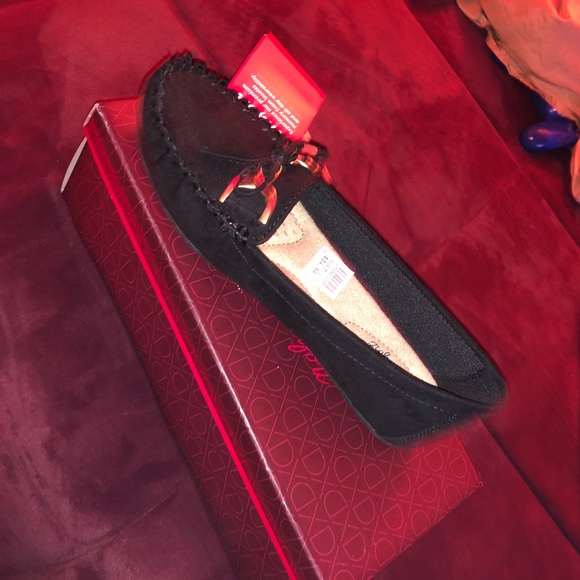 Black flats - Picture 1 of 2